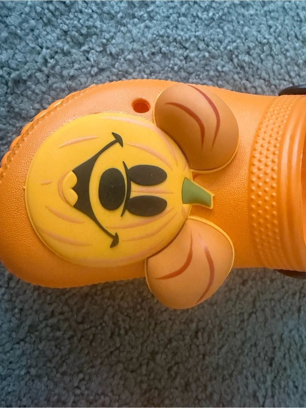 CROCS fun orange